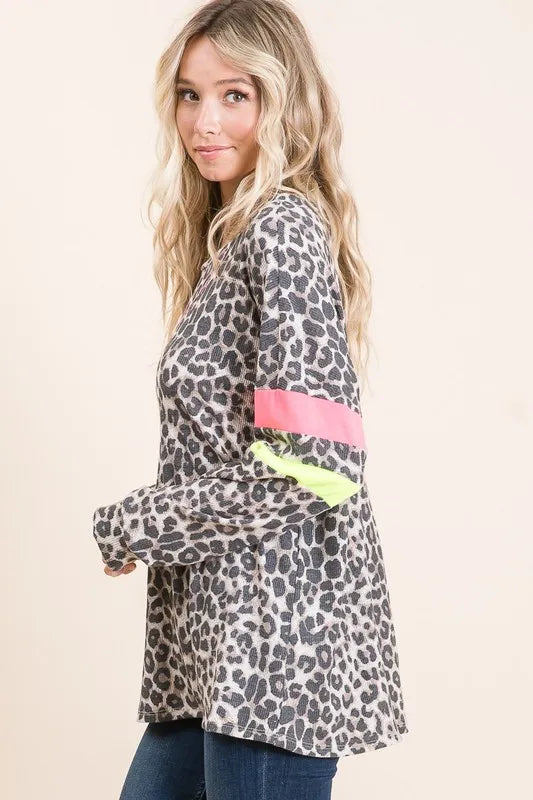 Leopard Thermal Top with Contrast Color Block