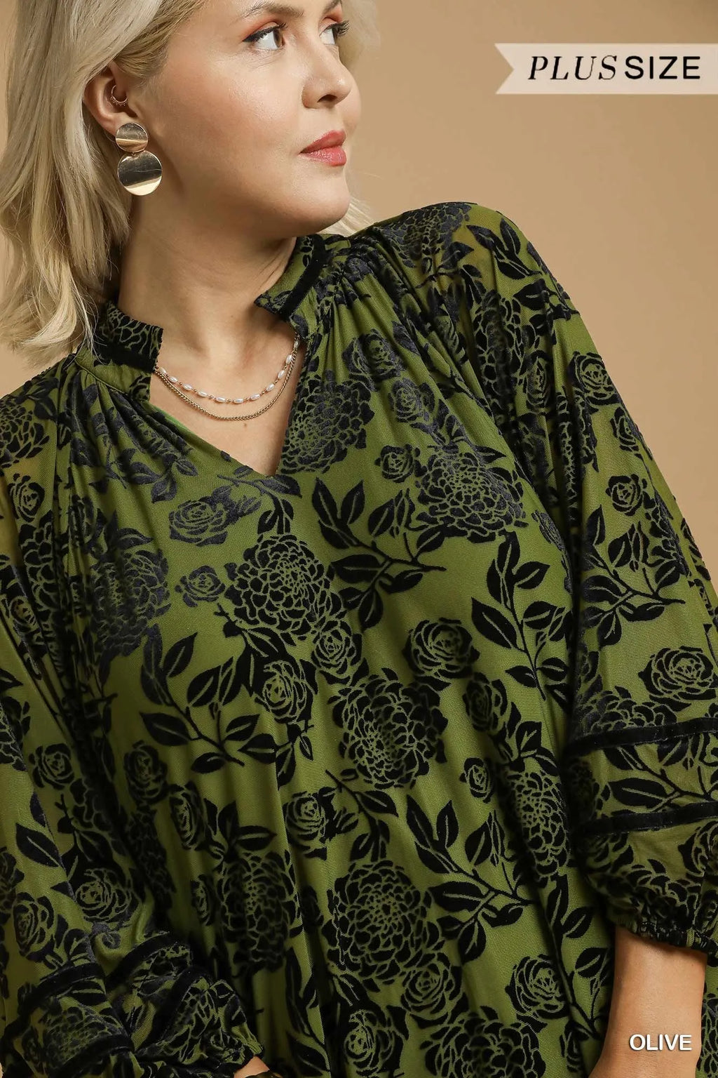 Full Size Floral Velvet Blouse with Balloon Sleeves Plus Size