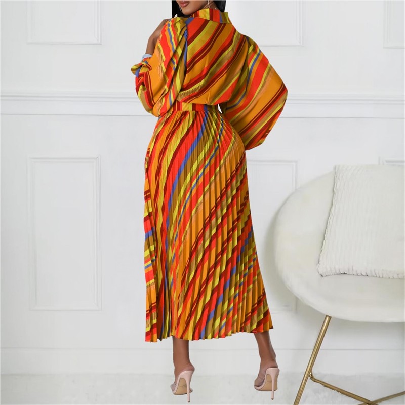 Printed Turn-Down Collar Dress in Solid Color