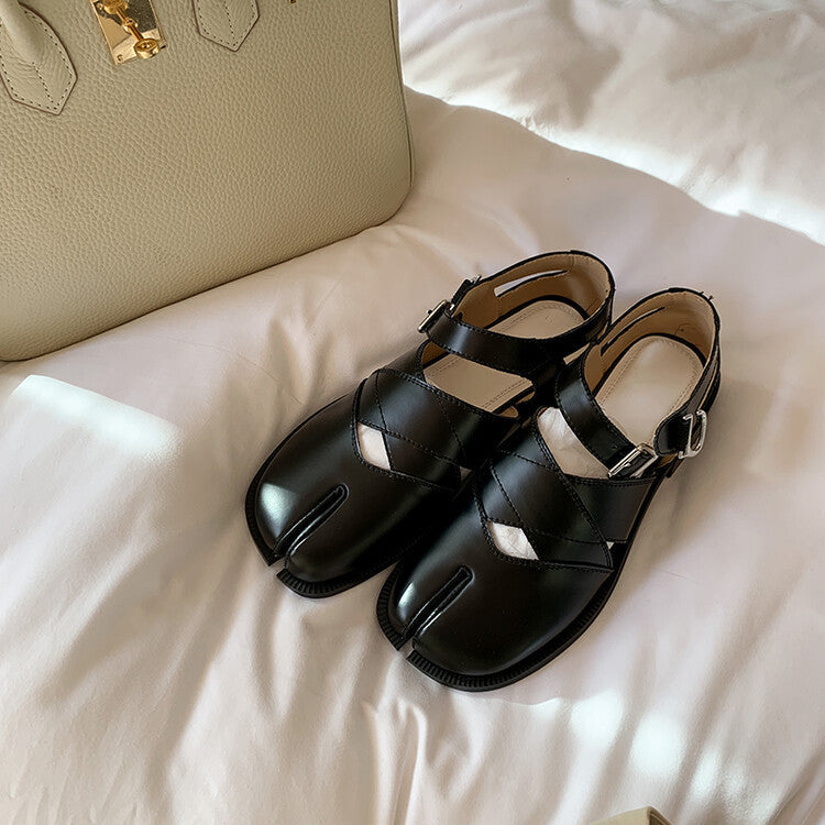 Split-Toe Hollow-Out Flat Leather Shoes