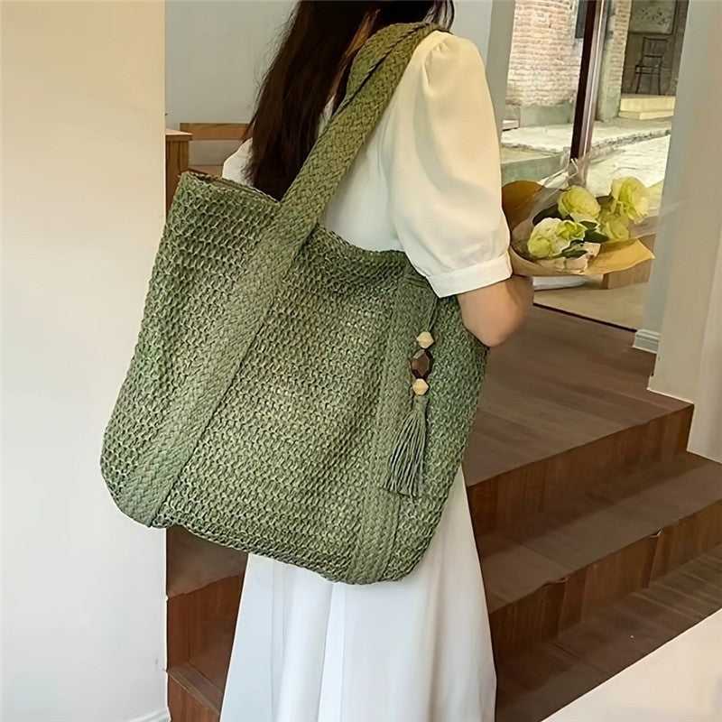 Chic Straw Woven Tote Bag with Stylish Tassel