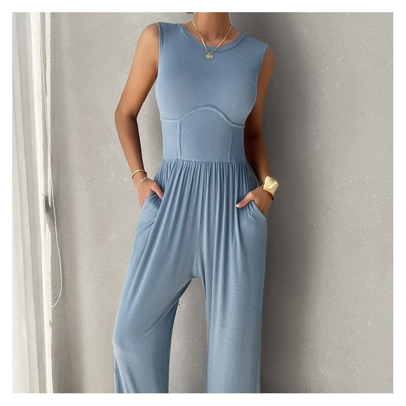 Sleek Sleeveless Jumpsuit in Solid Color