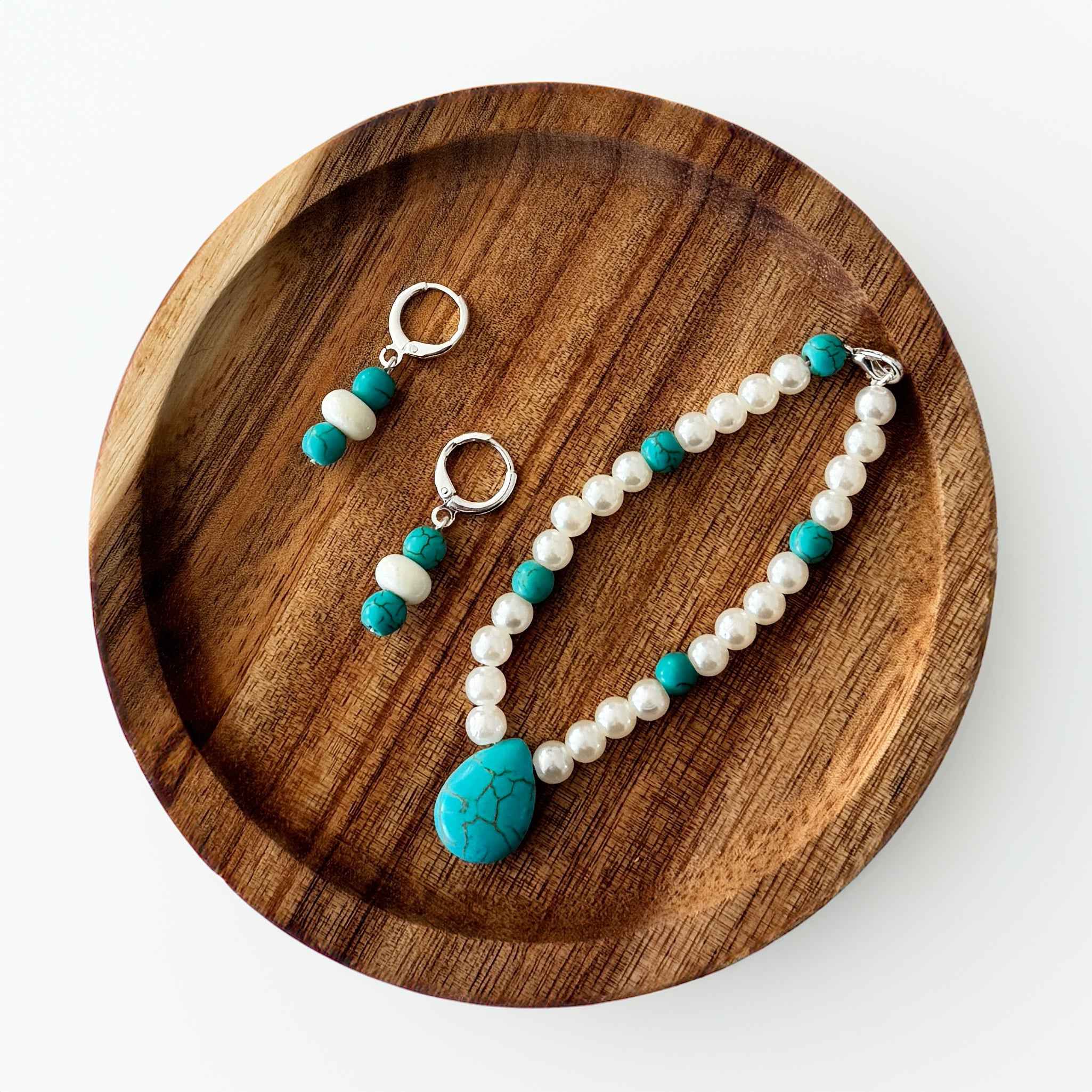 Matching Bracelet and Earring Set ~ Turquoise