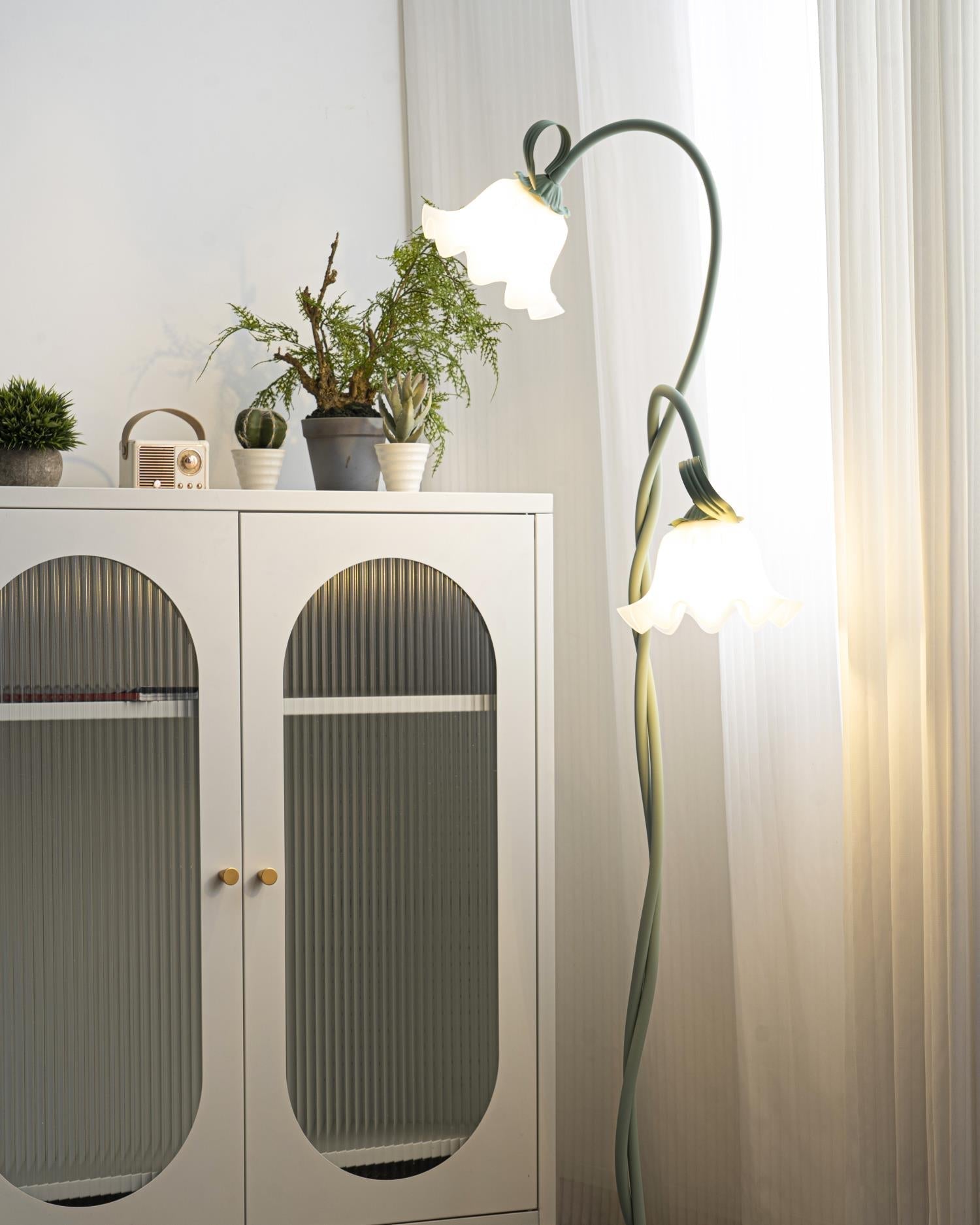 Calla Flower Floor Lamp Matte Green Floral Standing Light
