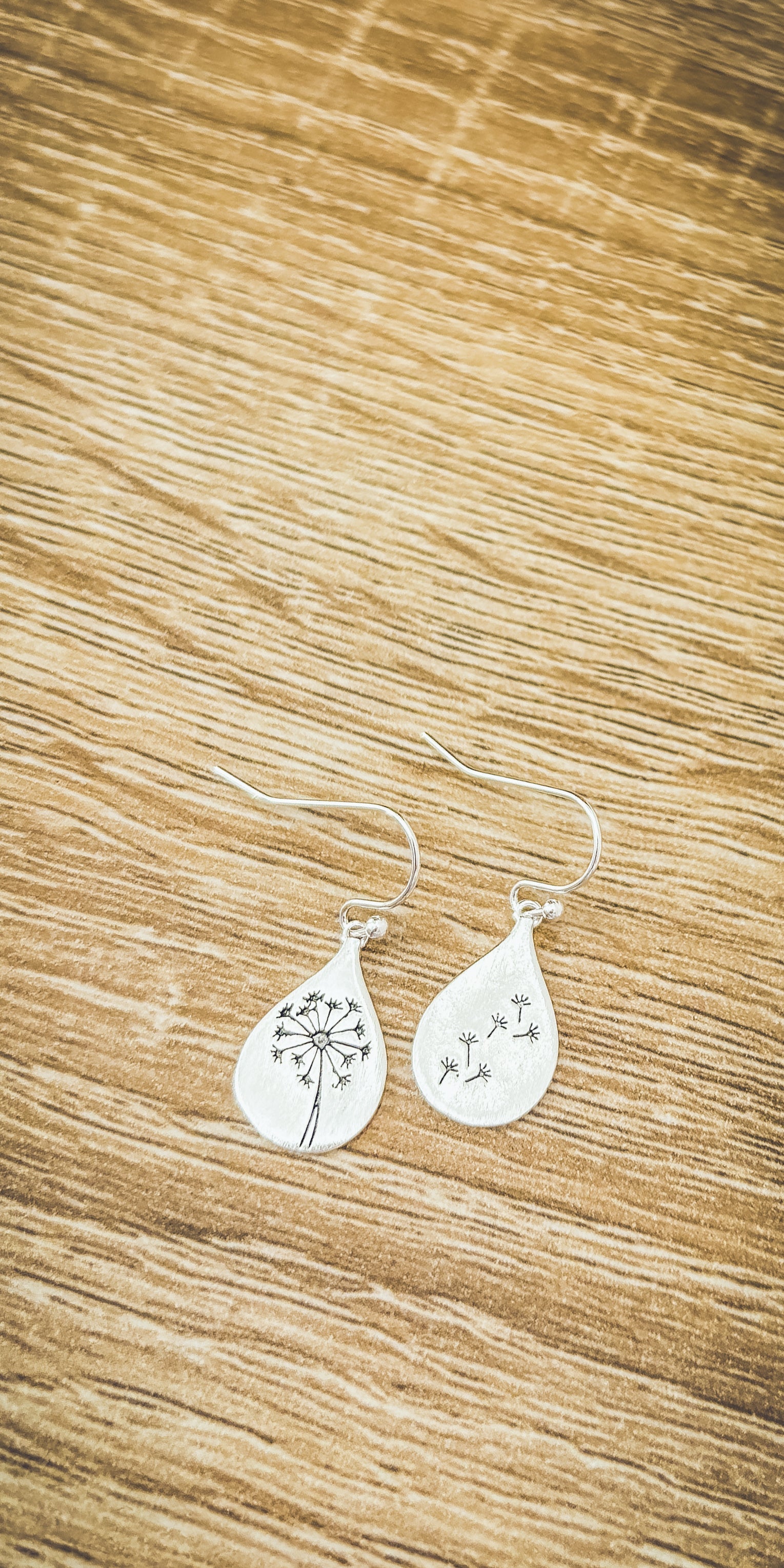 Beautiful Dainty Dandelion Drop Earrings