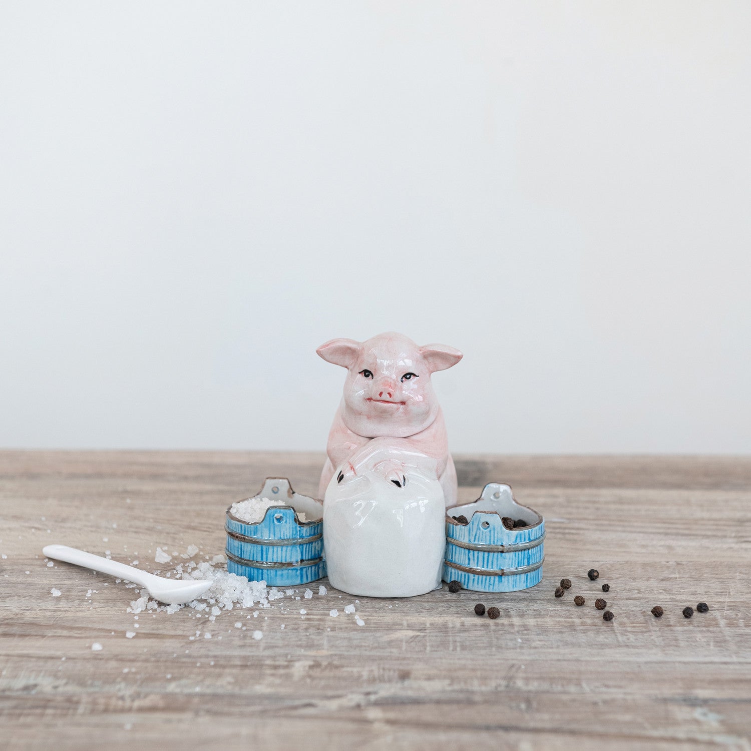 Vintage-Inspired Stoneware Pig Mustard Pot with 3 Sections & Spoon