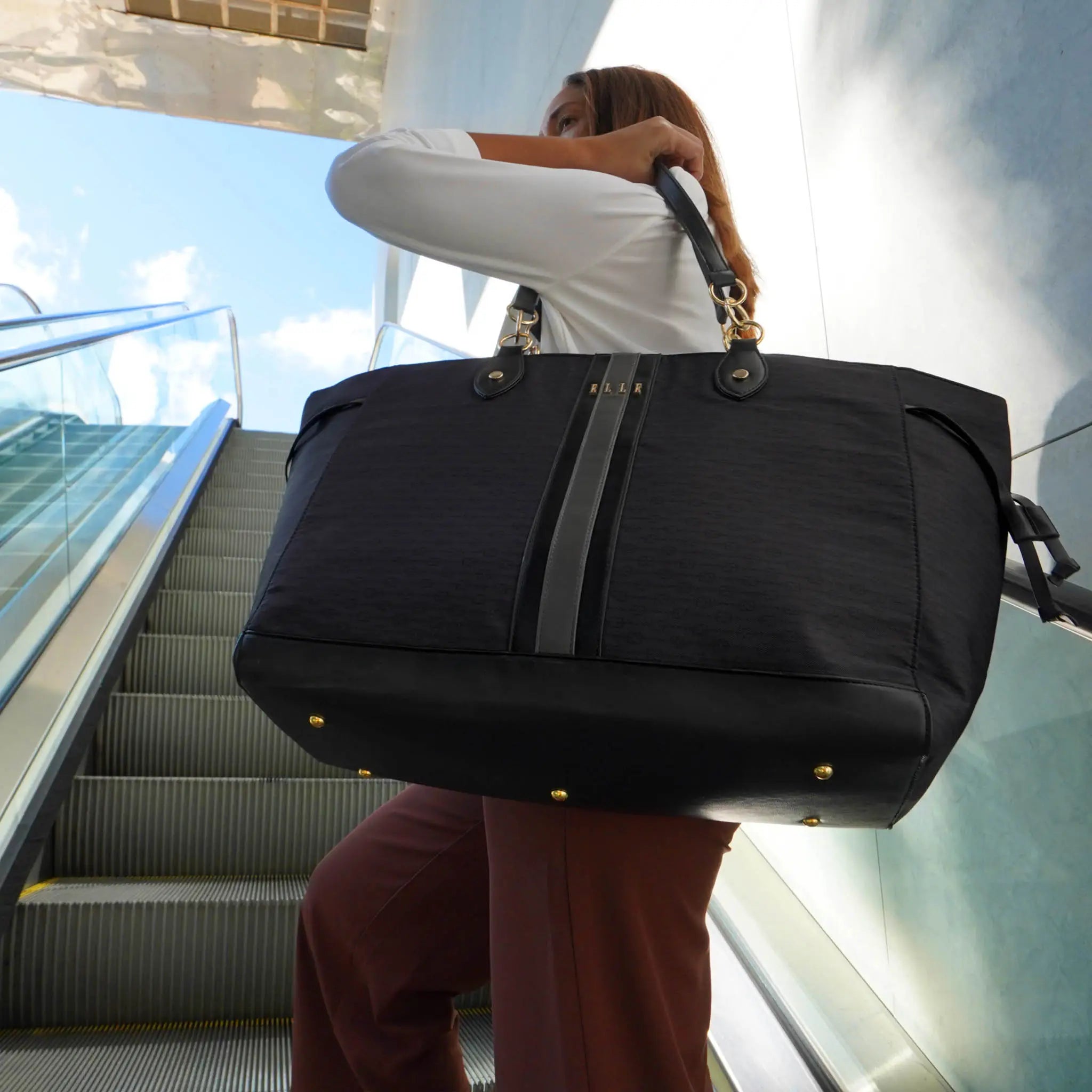 Eleganza 32L Weekender Duffel Bag