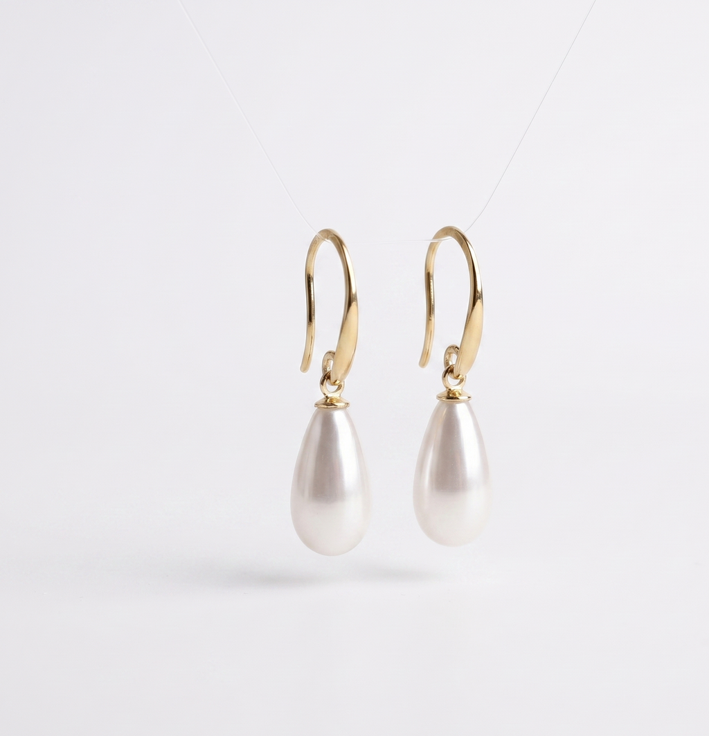 Luxe Pearl Drop Earrings - Iridescent Mother of Pearl Elegance