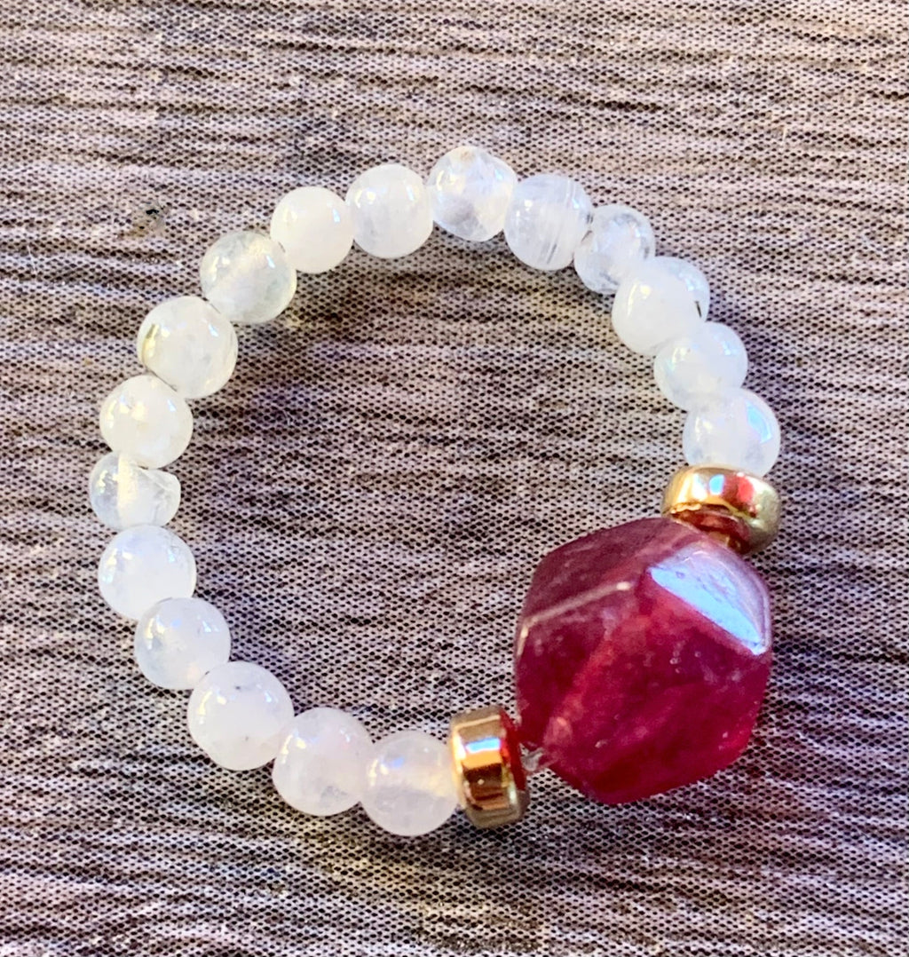 Linda Handmade Moonstone, Red Chalcedony, and Gold Plated Hematite Expandable Ring