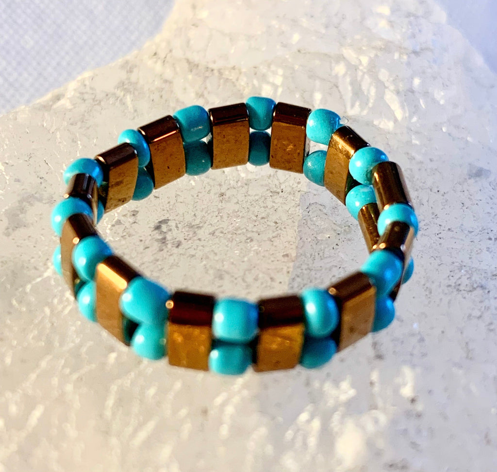 Kai Handmade Copper Plated Hematite and Seed Bead Expandable Ring (Size 7-8)