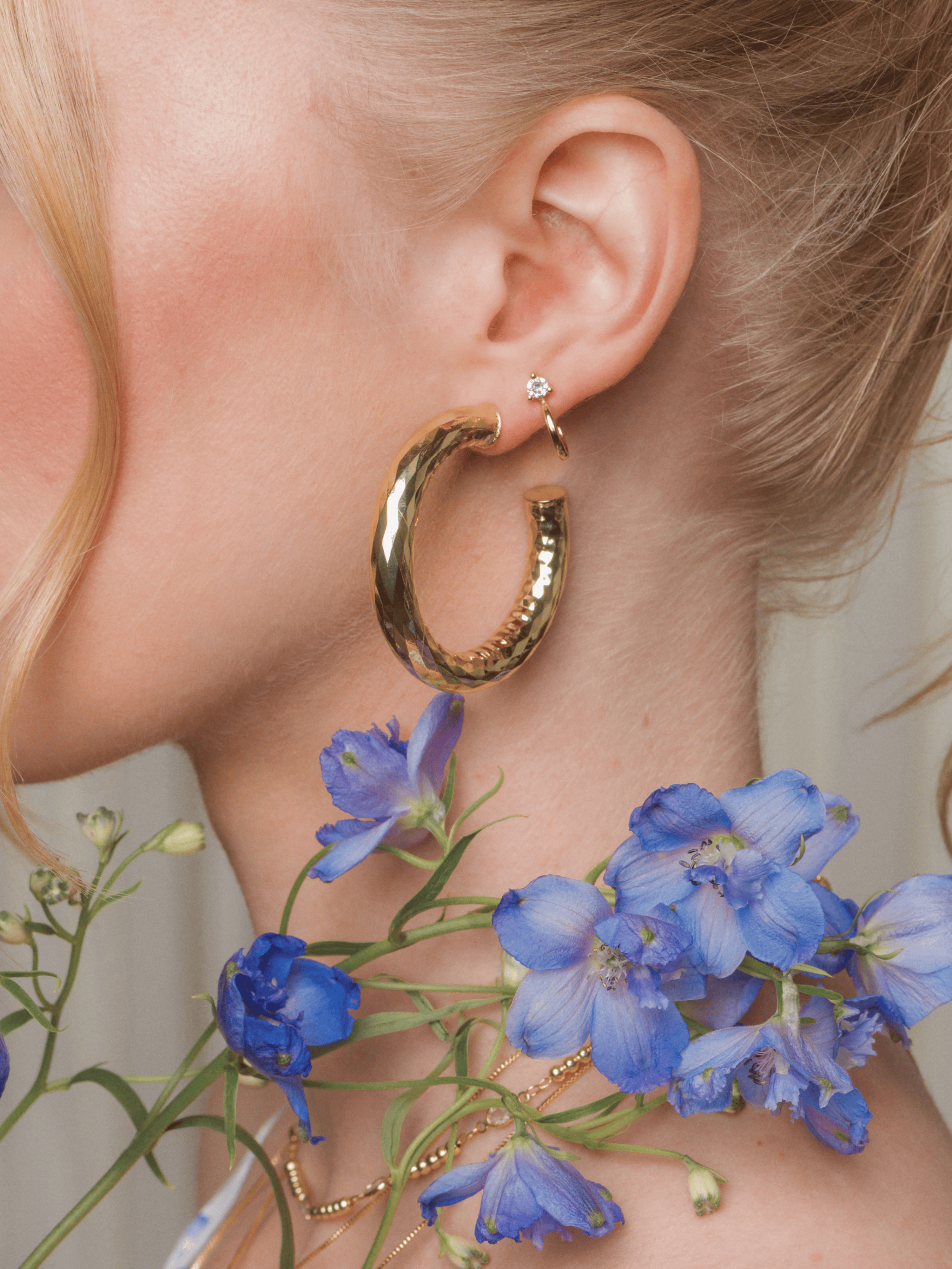 Jasmine Hoops