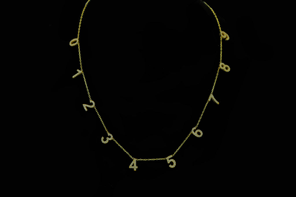 Knot Bracelet – Dazzling CZ Diamond Elegance