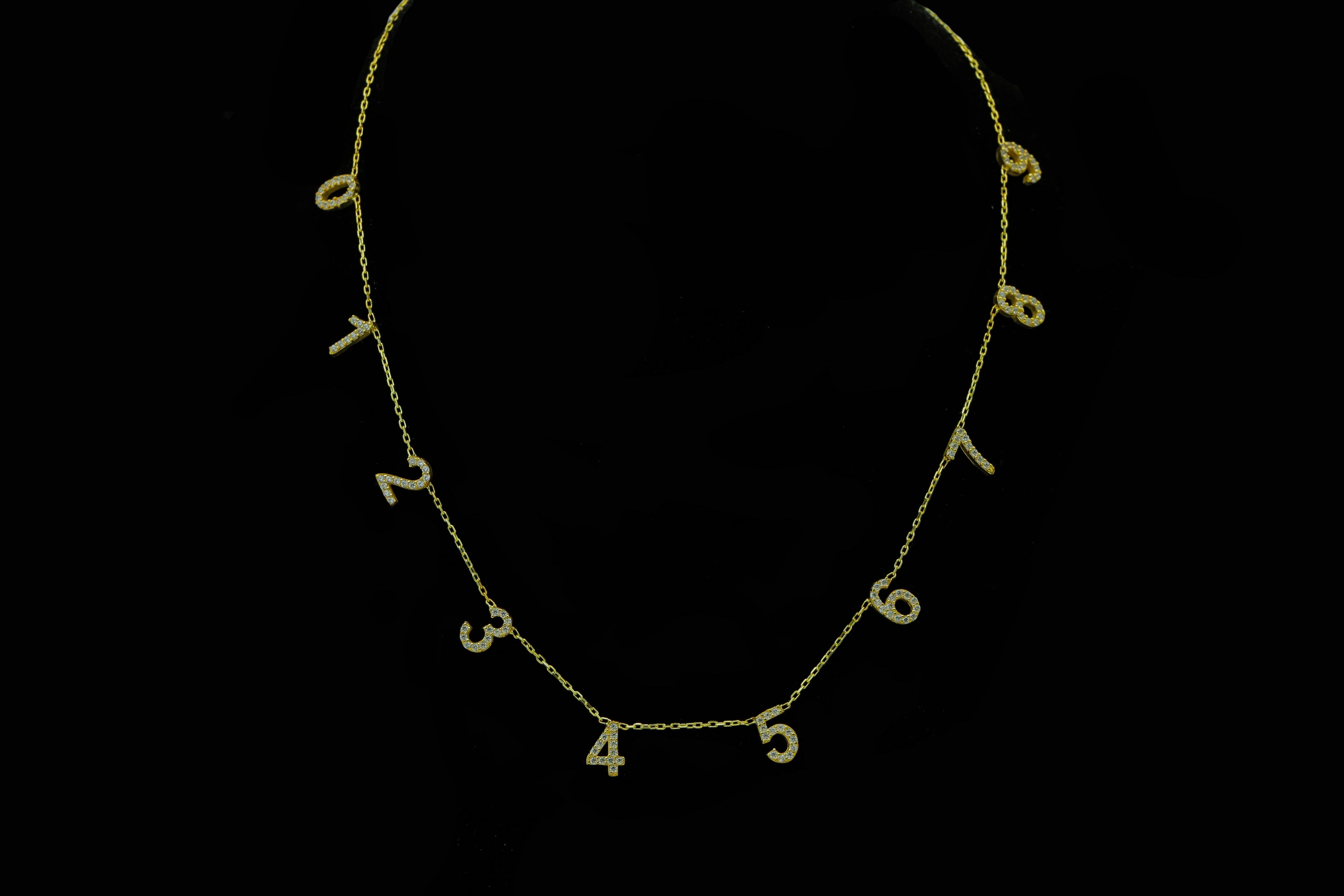 Knot Bracelet – Dazzling CZ Diamond Elegance
