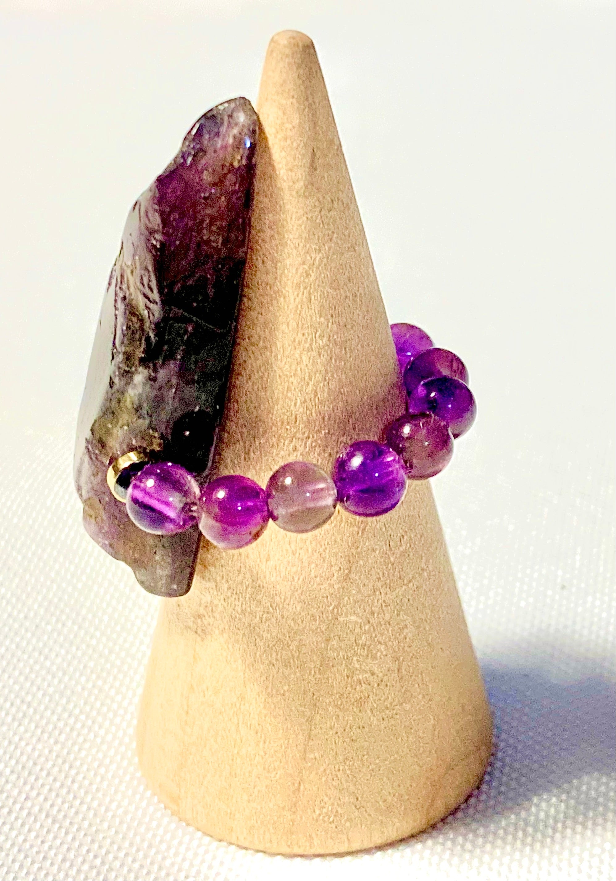 Queen Handmade Amethyst and Gold Plated Hematite Expandable Ring