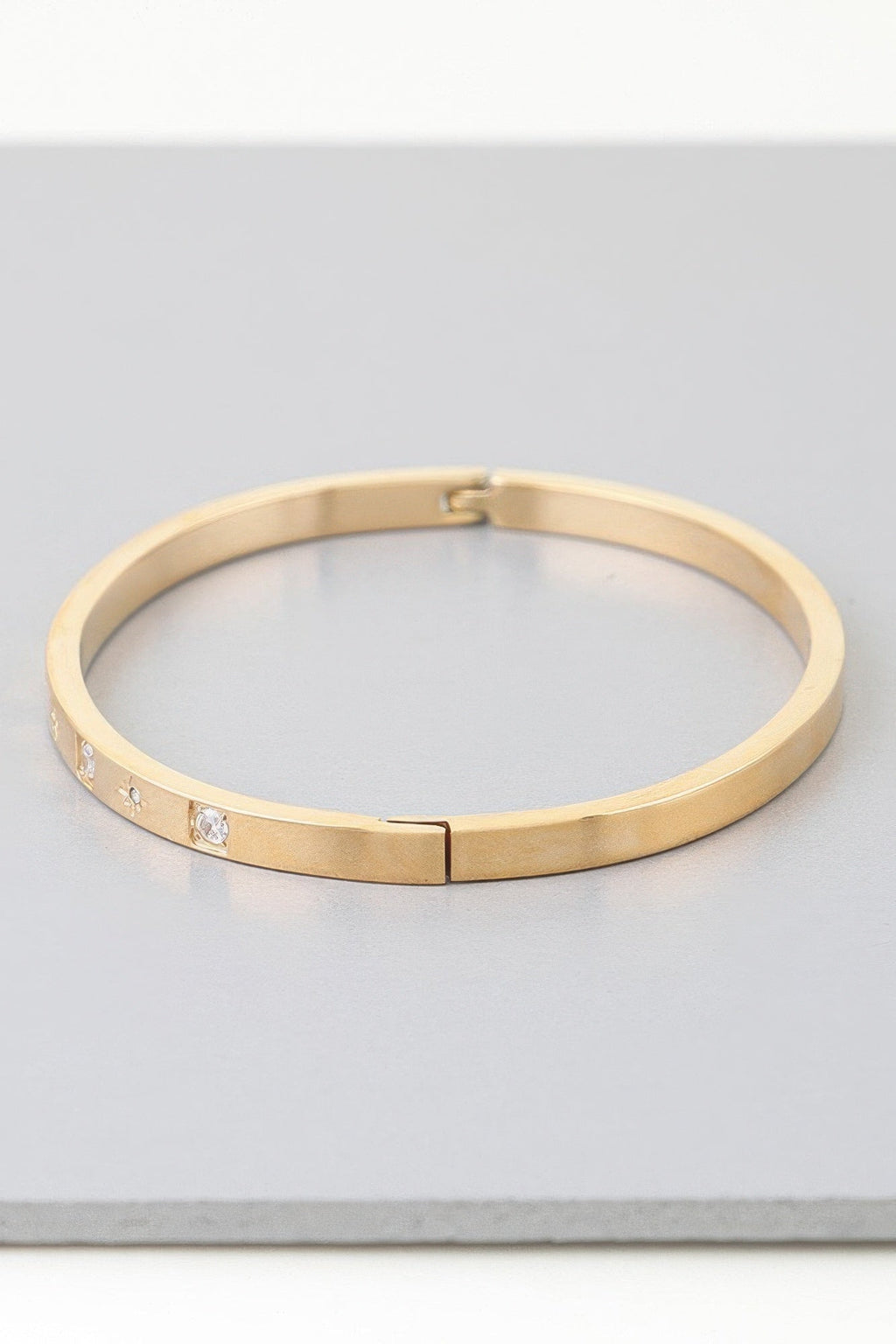 Cubic Star Embedded Cuff Bracelet