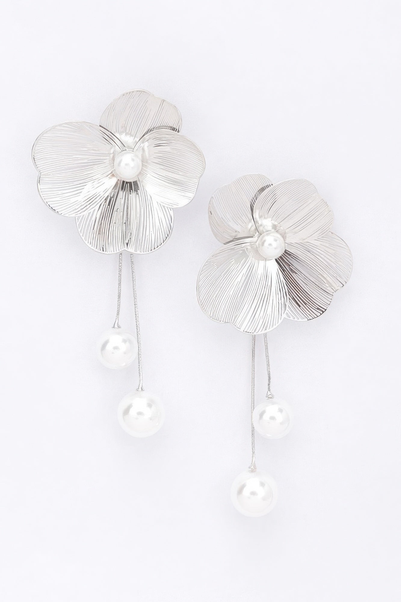 Faux Pearl Gold Plated Metal Earring