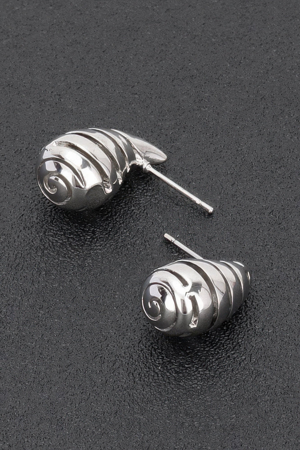 Metal Tear Drop Earring