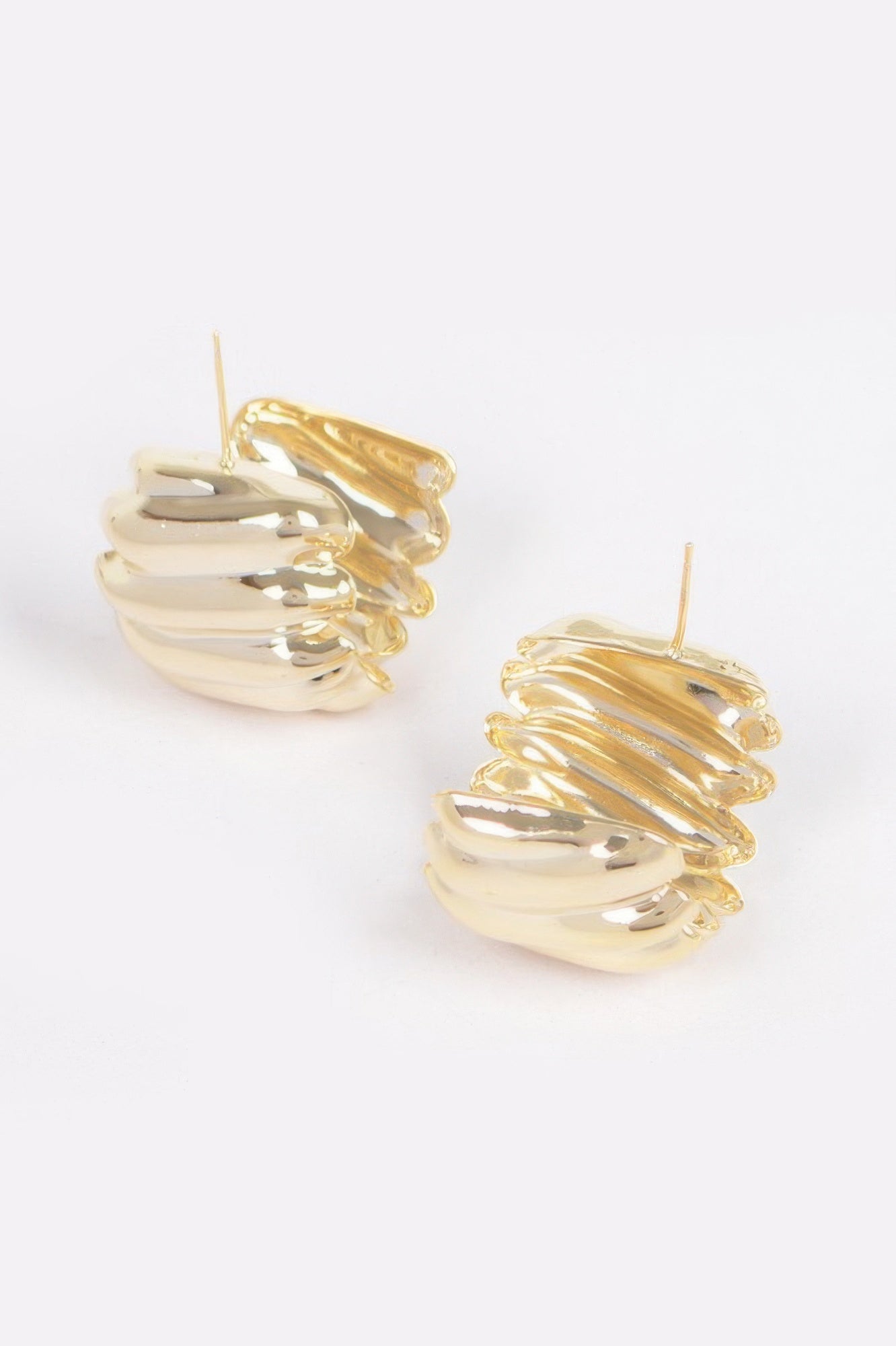 Vintage Gold Dip Metal Earring