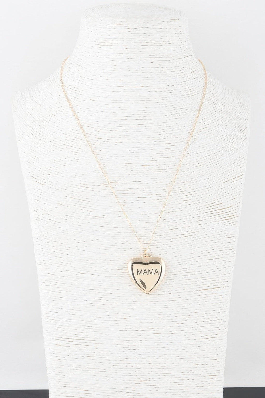 Mama Heart Pendant Necklace