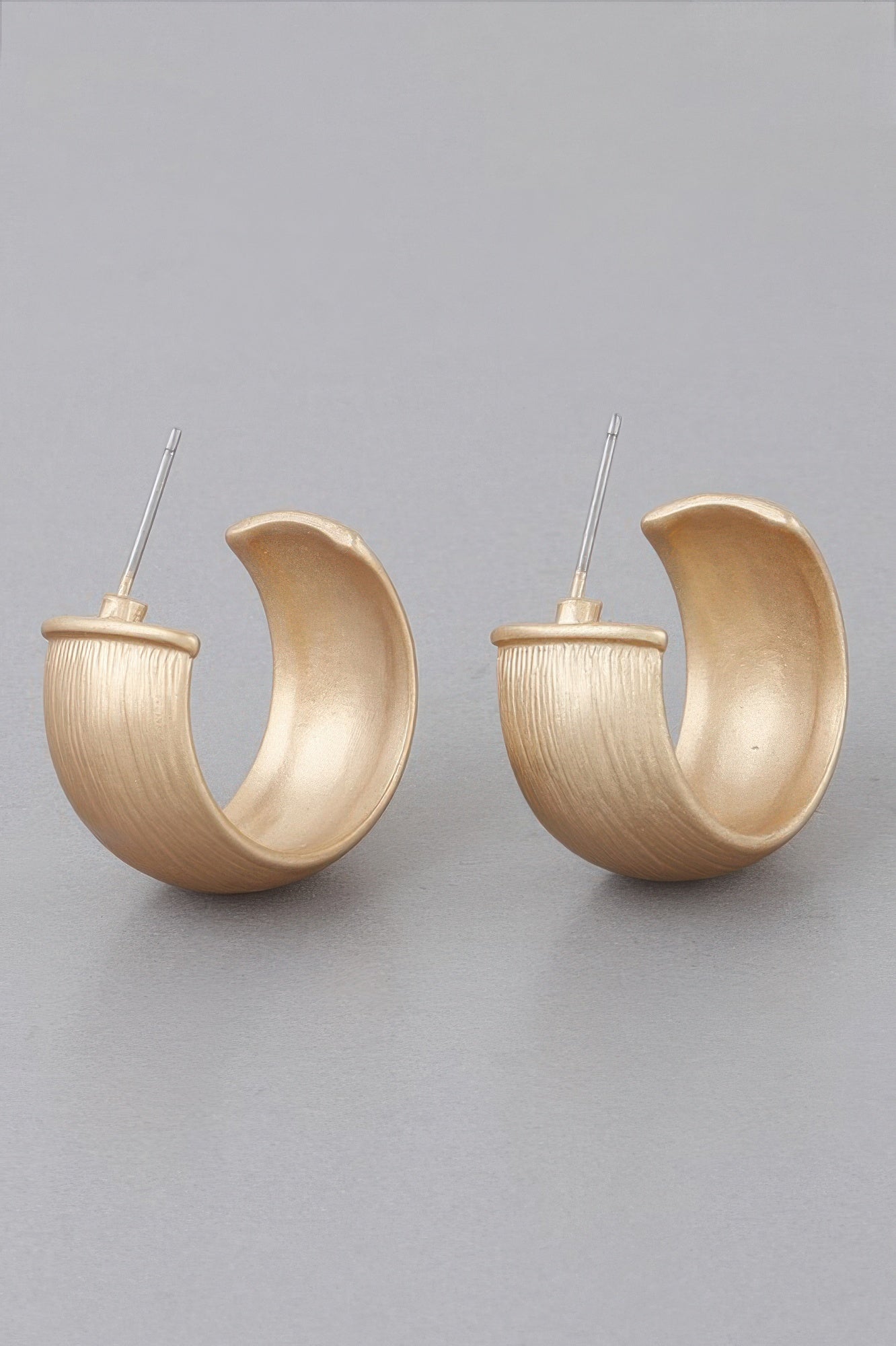 Scraped Bulky Hoop Earrings