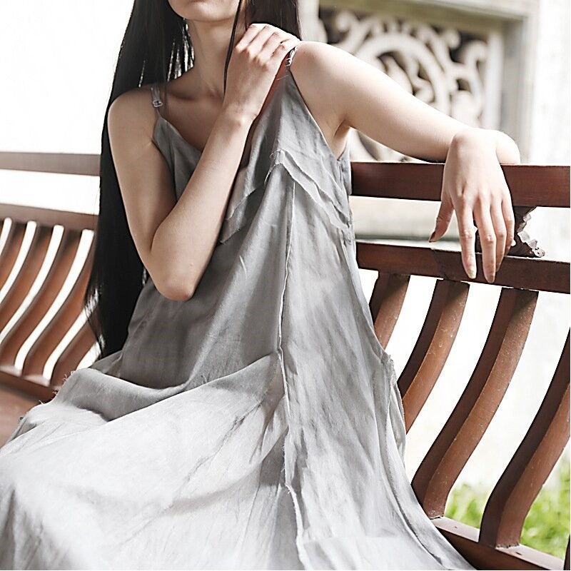 Ruffled Hem Elegant Maxi Dress in Solid Color