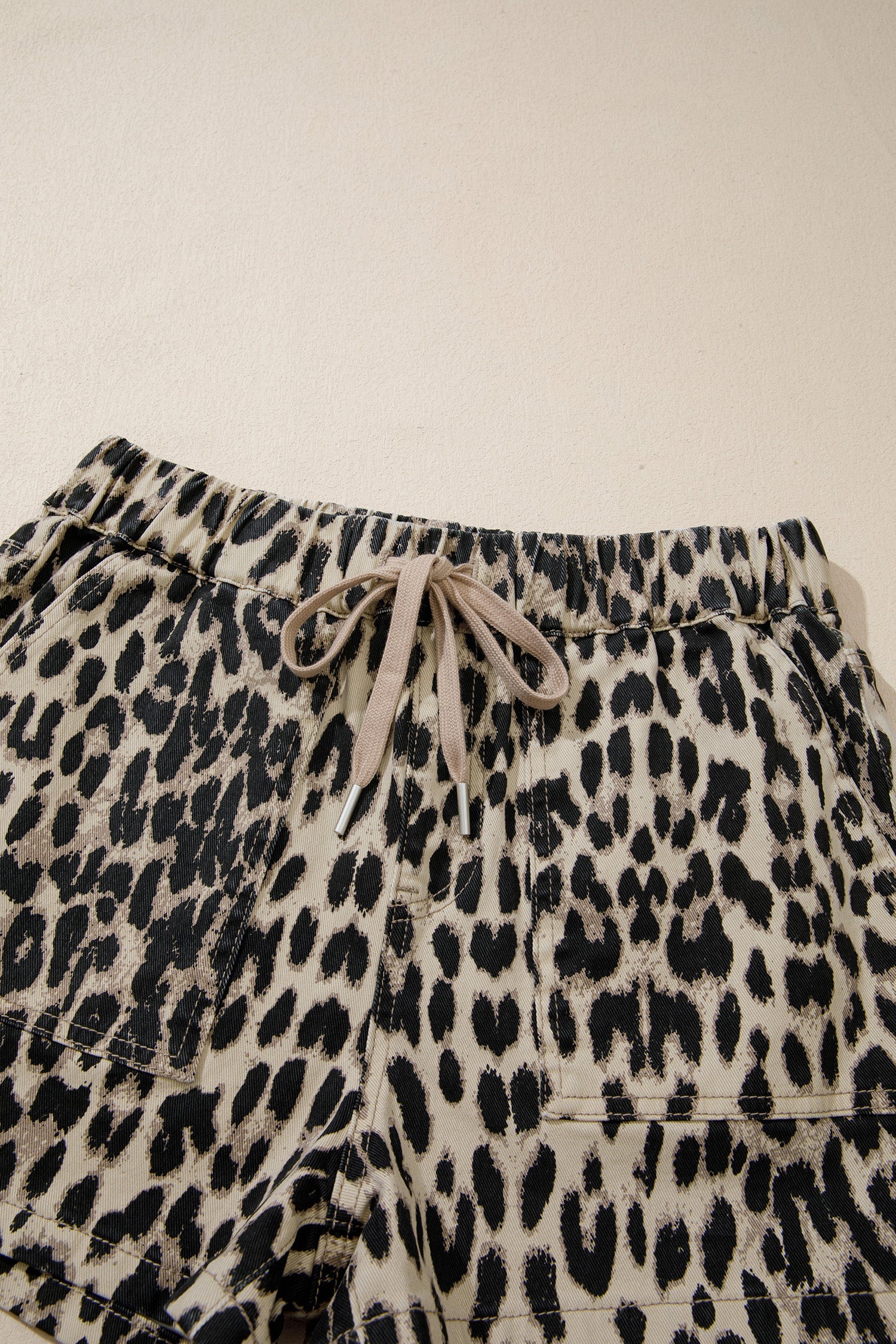 Brown Retro Leopard Print Lace-up Elastic Waistband Mid Rise Denim Shorts