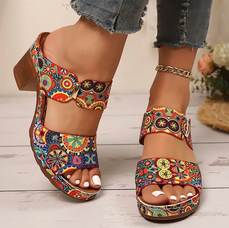 Women's Graffiti High-Heel Slide Sandals - Buckle Strap Platform Slides