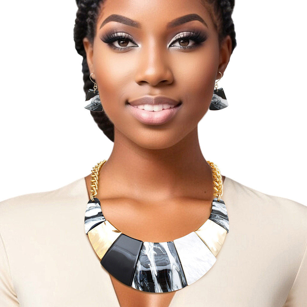 Statement Necklace Marbled Black Bib Chain for Women Stylish Chic Jewelry