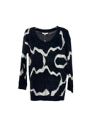 Variations Squiggle Sweater  V2904