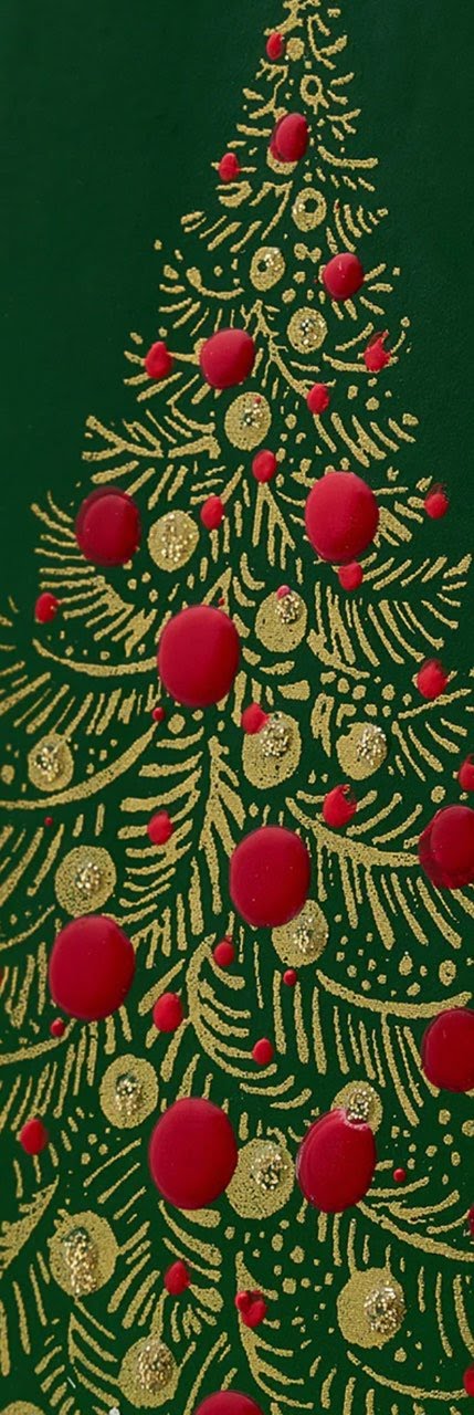 Flatyz Gold Christmas Tree on Green Candle