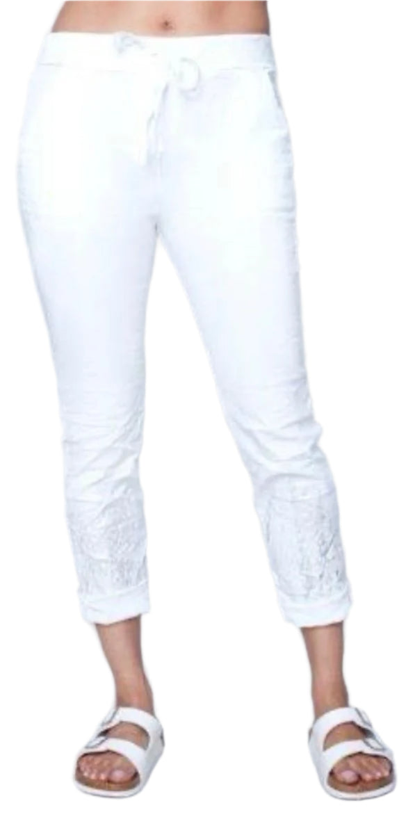 Carré Noir White Stretch Capri 6884