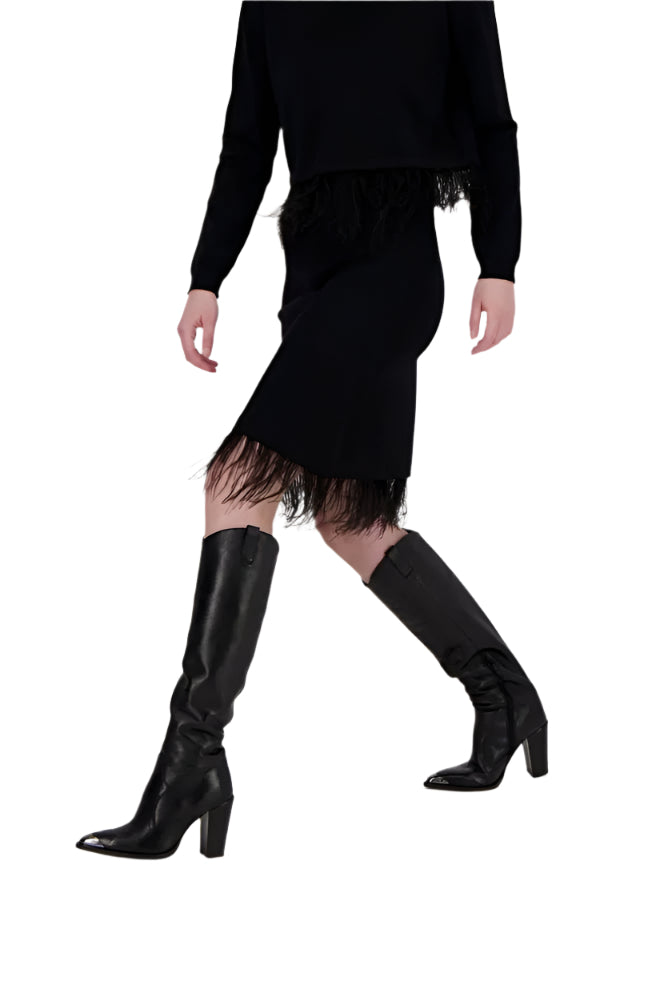 Gabby Isabella Feather Hem Skirt 524624