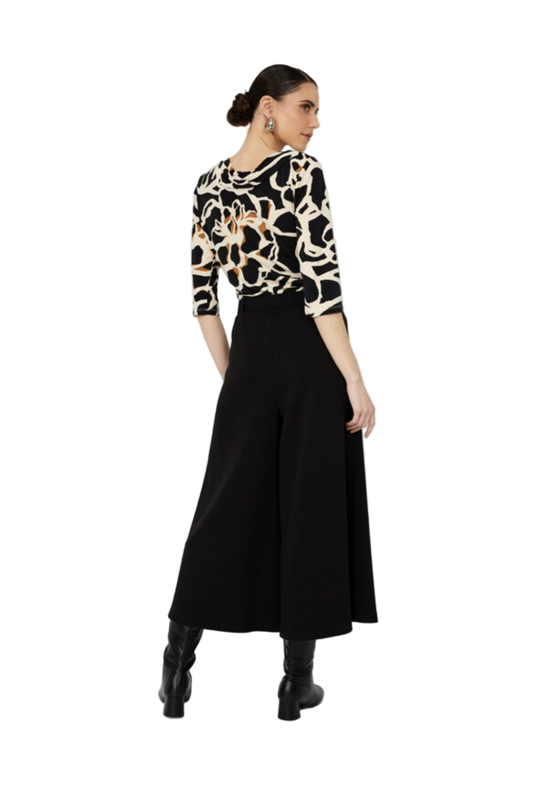 Frank Lyman Wide Leg Cropped Pants 253206