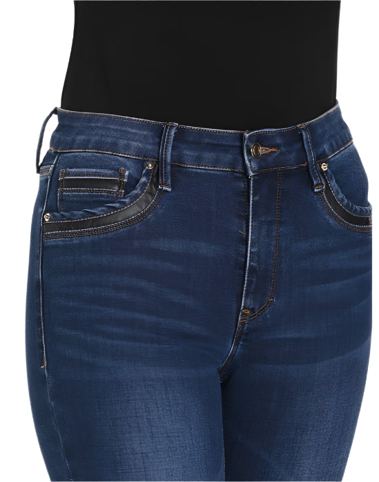Frank Lyman Signature Denim Jeans 243400U