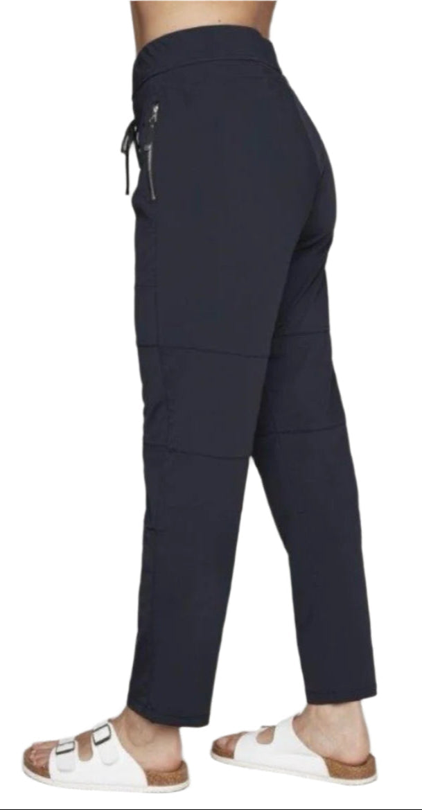 Carré Noir Leisurewear Pants 7846
