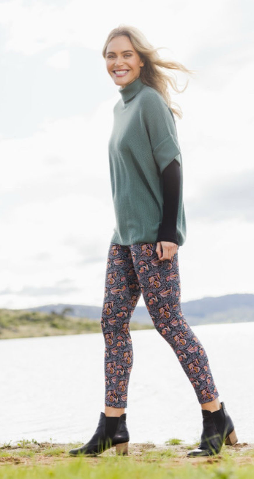 FOIL Pic of the Bunch Ponti Pants 5189P