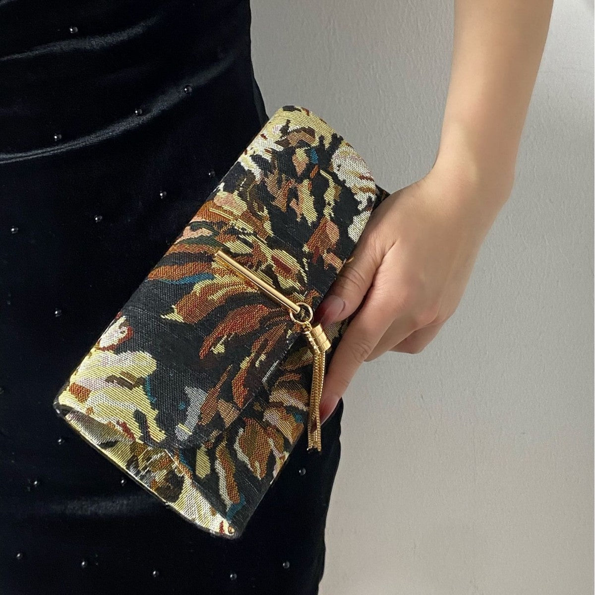 Embroidered Floral Evening Clutch Bag - Rhinestone Chain Shoulder Bag for Women