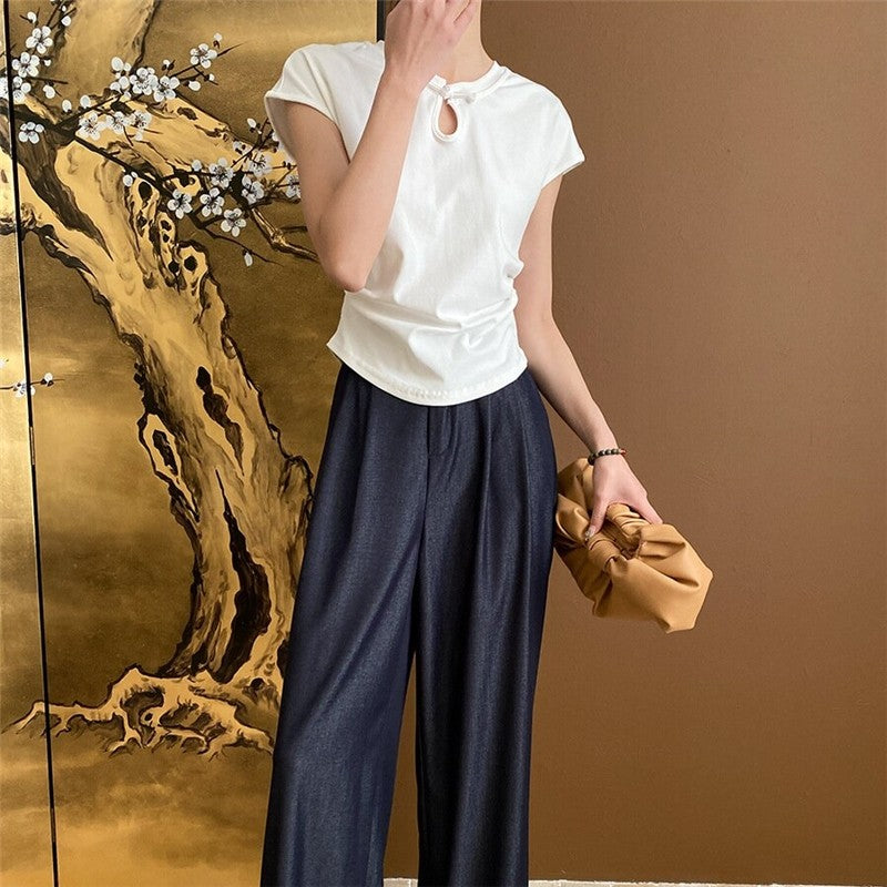 Round Hem Side Buckle T-Shirt