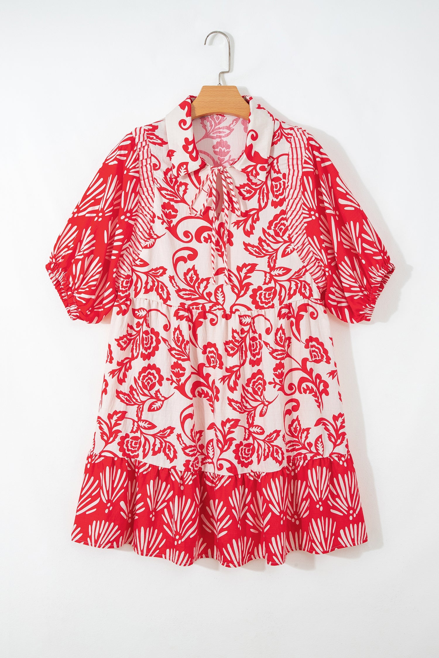 Red Collared V Neck Half Sleeve Loose Flower Mini Dress