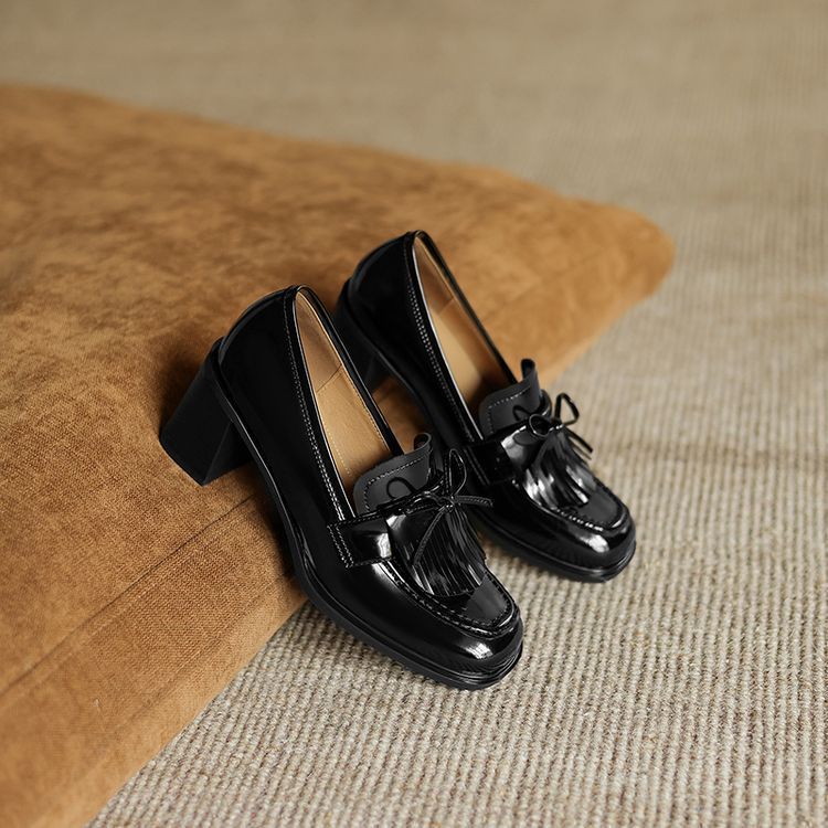 Women's Bow-Tie Chunky Heel Leather Pumps – Round Toe Mid-Cut Block Heel Shoes