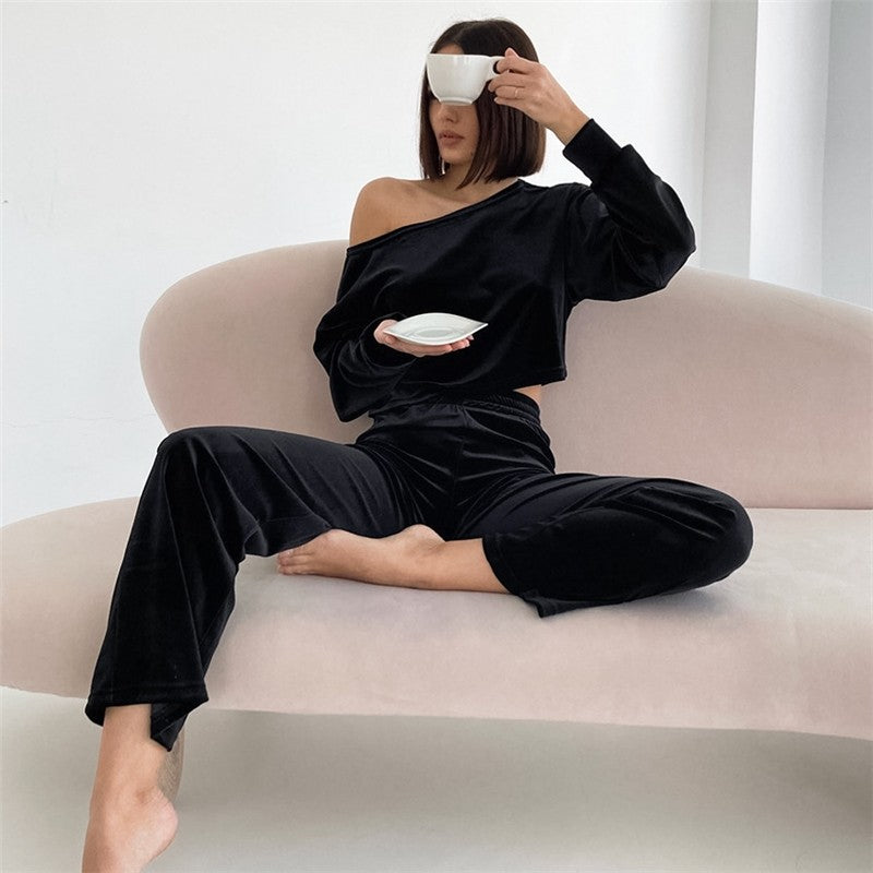 Velour Lounge Set: Solid Color Long Sleeve Crewneck Top and Pants
