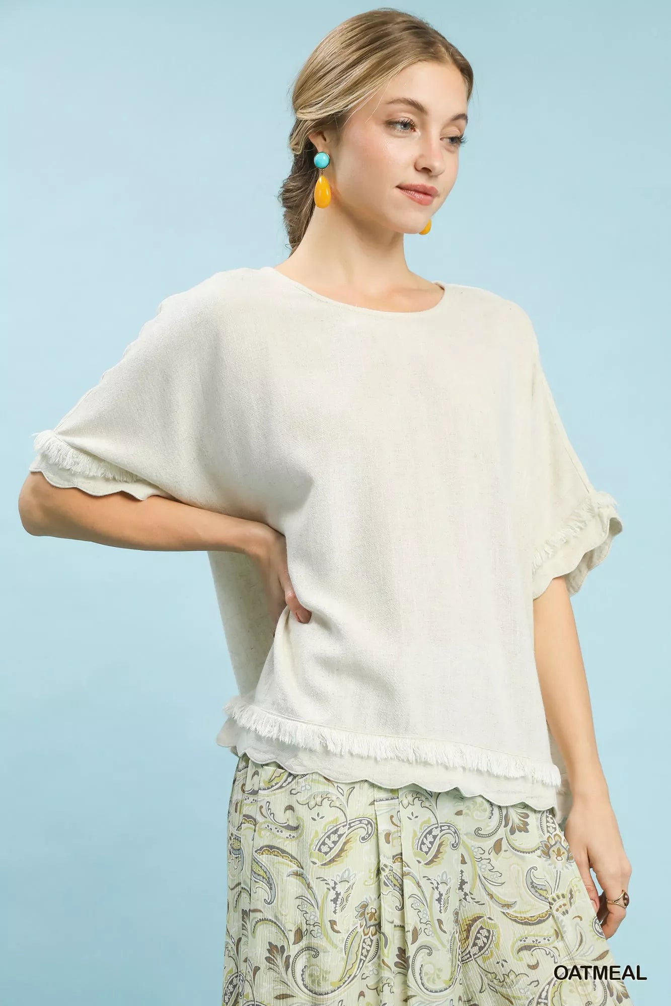 Linen Frayed Hem Scallop Edge Top