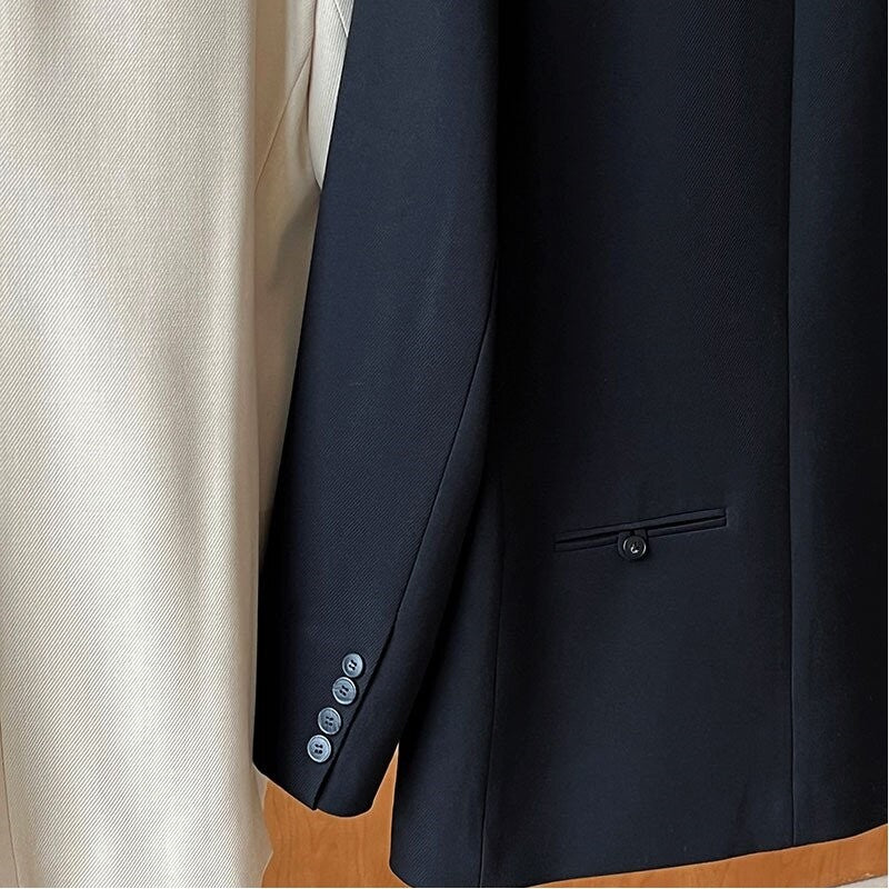 Sophisticated Suit Jacket crafted from Vertical Sensation TR Fabric