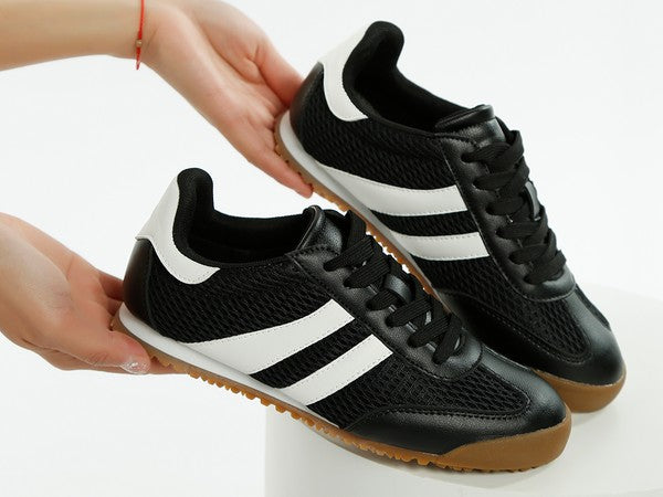 Blaster Casual Striped Lace-Up Sneakers