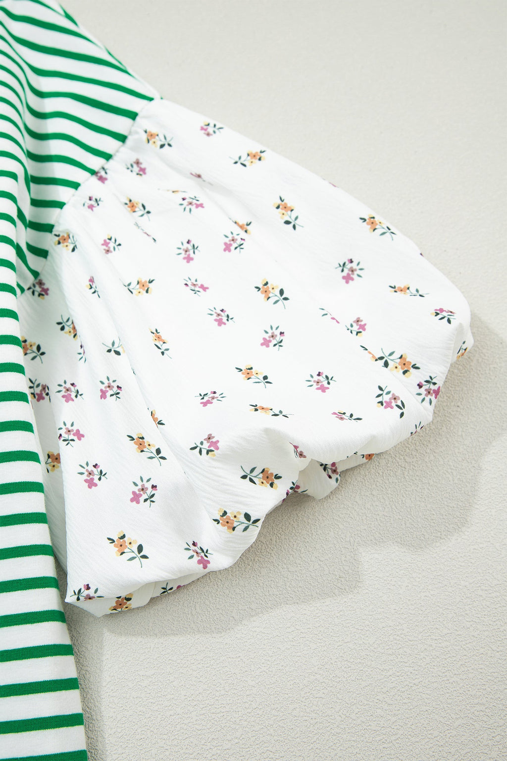 Green Stripe Floral Puff Sleeve Patchwork Round Neck Loose Top