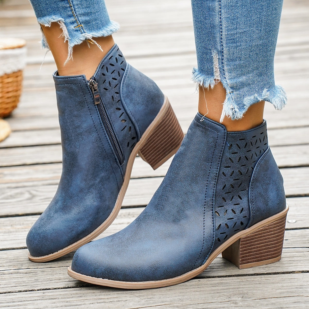 Women's Chunky Heel Pointed Toe Cutout Ankle Boots | British Style Side Zipper Booties | Sarah Express