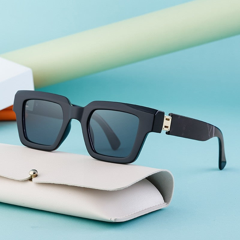 Women's Trendy Lightweight And Fashionable Square Sunglasses