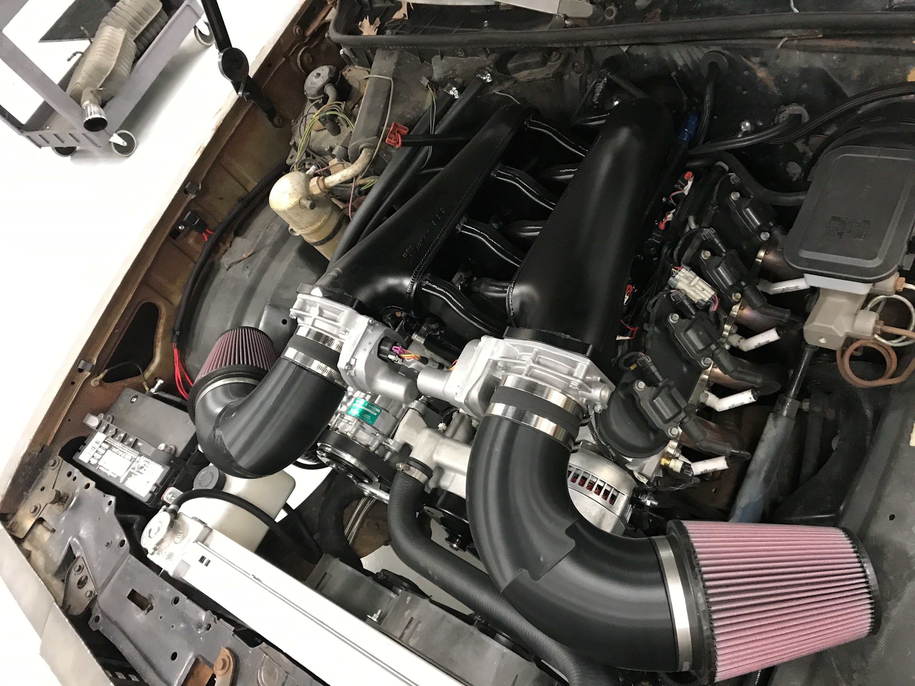 Sniper EFI Fabricated Intake Manifold Dual Plenum 92mm GM LS1/2/6, and Fuel Rail Kit - Silver