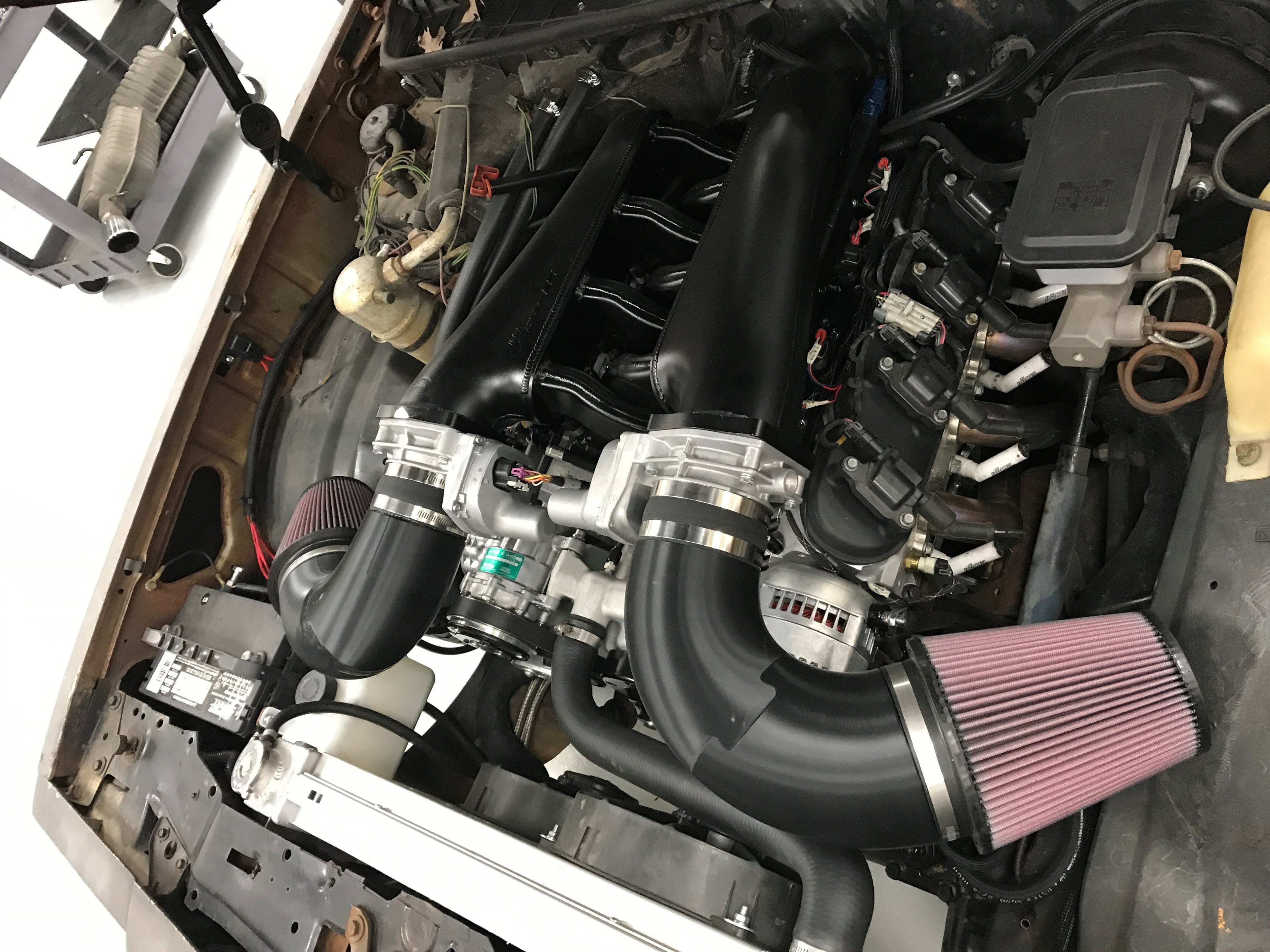 Sniper EFI Fabricated Intake Manifold Dual Plenum 102mm GM LS3/L92, and Fuel Rail Kit - Black
