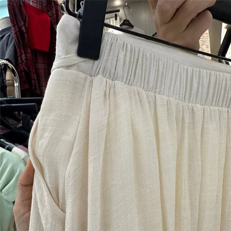 Versatile Solid Color Half Skirt for a Simple and Slimming Look